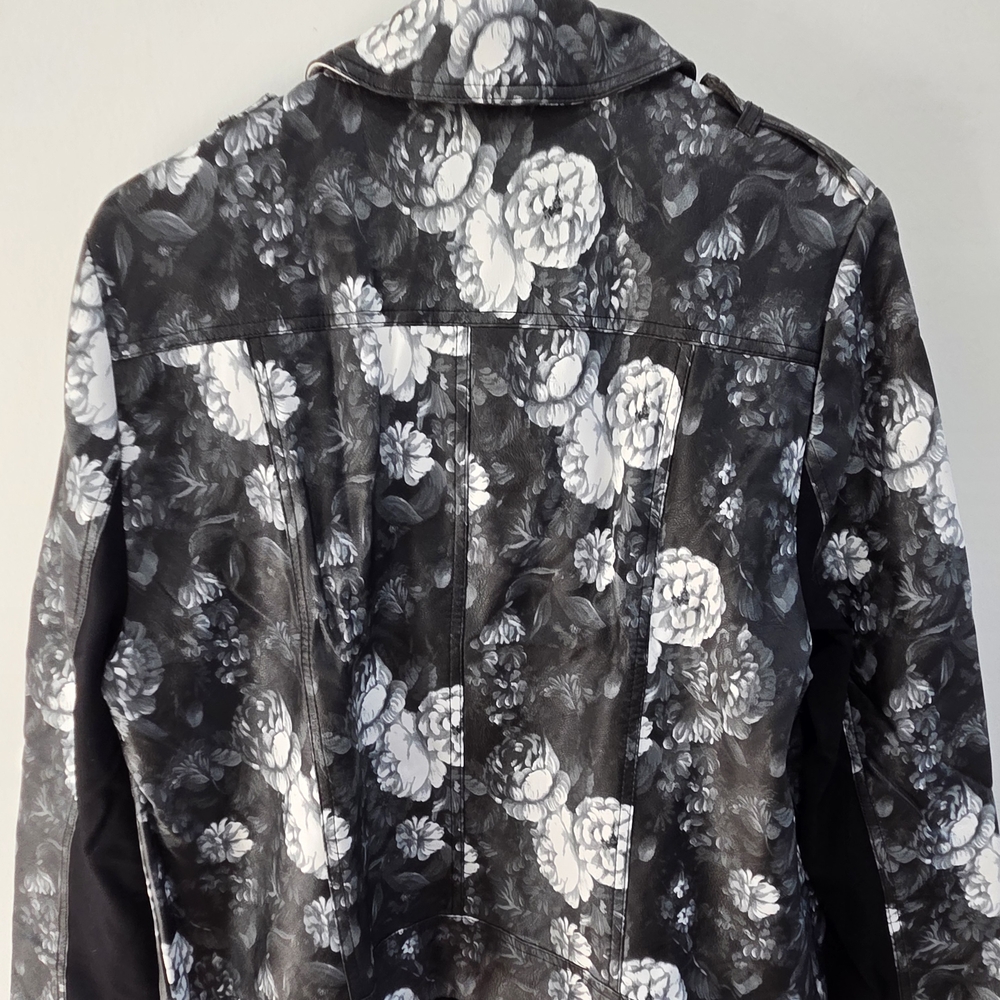 Lane Bryant Black Floral Women's Jacket - Picture 6 of 7